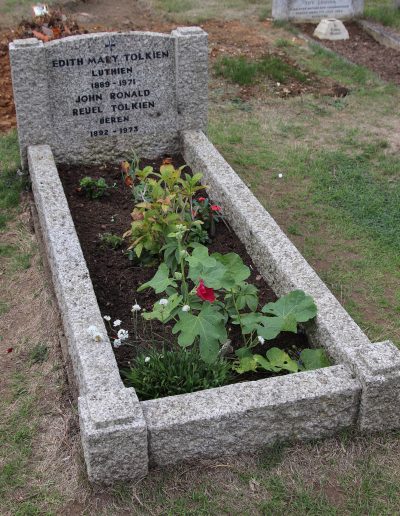 Tolkien's grave, Sep 2022
